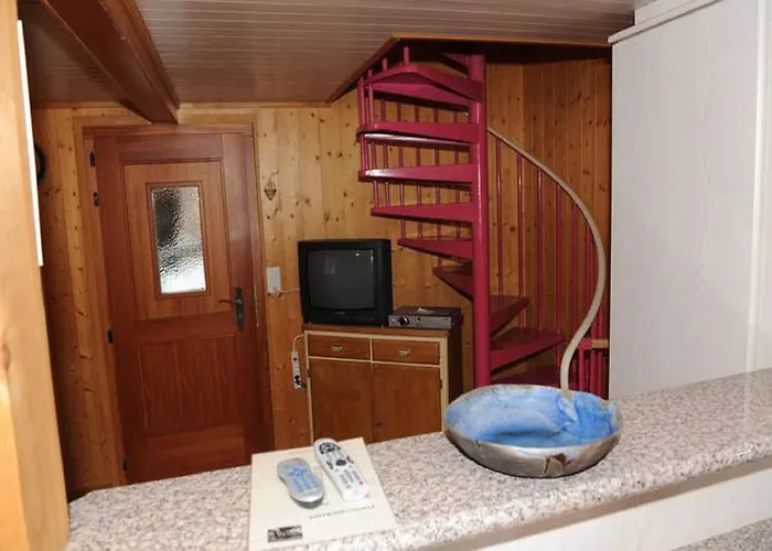 Domek alpejski Wooden In Near The Aletsch Arena